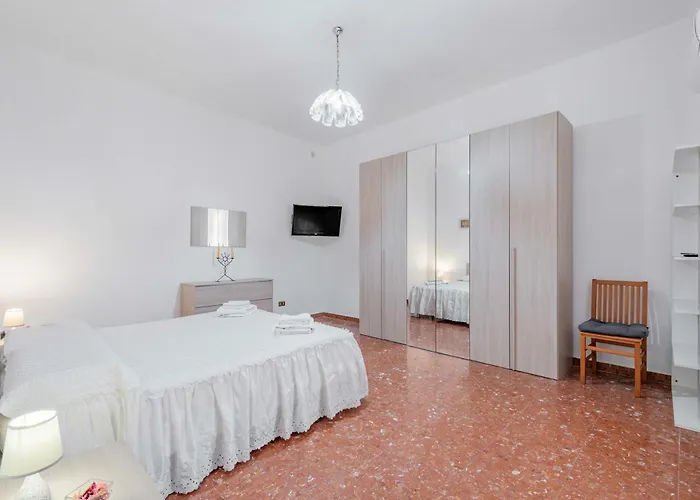 - La Casetta Di Vale Apartment Rom