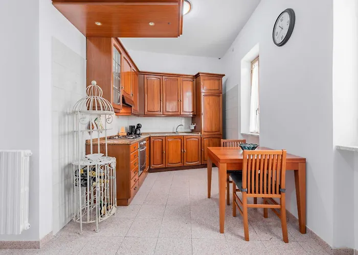 - La Casetta Di Vale Apartment Rom